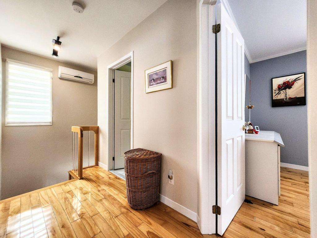 









4882


Rue Oscar-Houde

,
Shawinigan,




QC
G9R1B4

