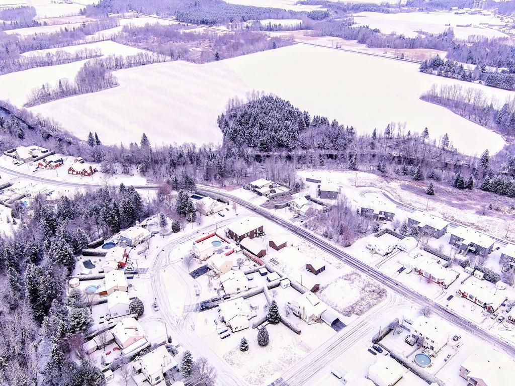 









4882


Rue Oscar-Houde

,
Shawinigan,




QC
G9R1B4

