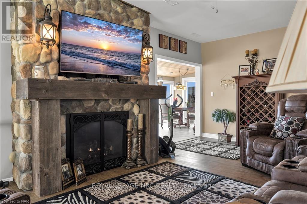 












8 HOOVER POINT LANE

,
Haldimand,




Ontario
N0A1P0

