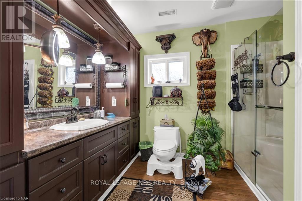 












8 HOOVER POINT LANE

,
Haldimand,




Ontario
N0A1P0

