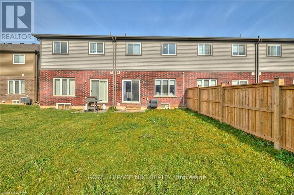 












130 ACACIA ROAD

,
Pelham (Fonthill),




Ontario
L0S1E6

