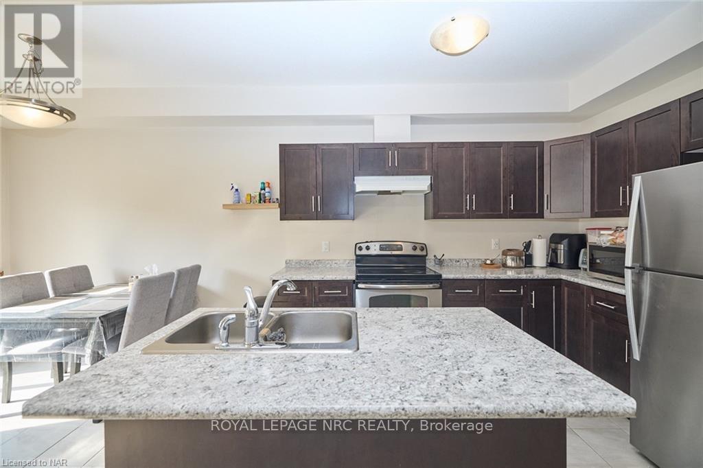 












130 ACACIA ROAD

,
Pelham (Fonthill),




Ontario
L0S1E6

