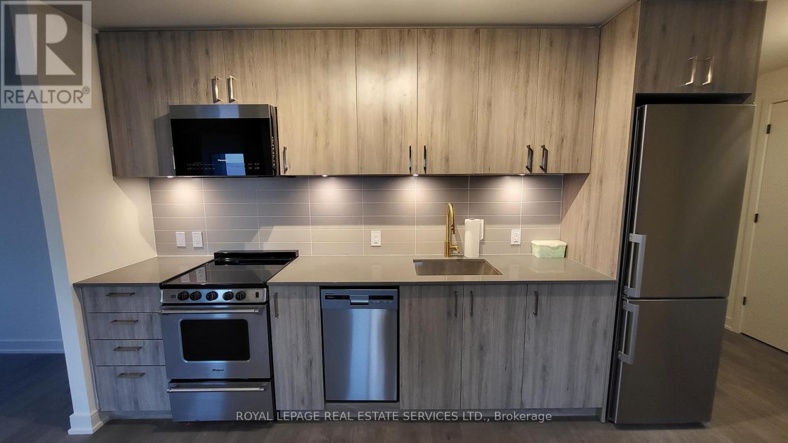












1202 - 8010 DERRY ROAD

,
Milton,




Ontario
L9T9N3

