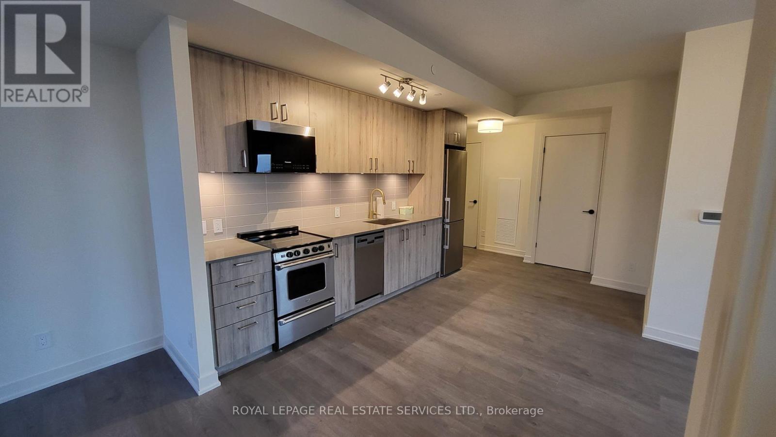 












1202 - 8010 DERRY ROAD

,
Milton,




Ontario
L9T9N3

