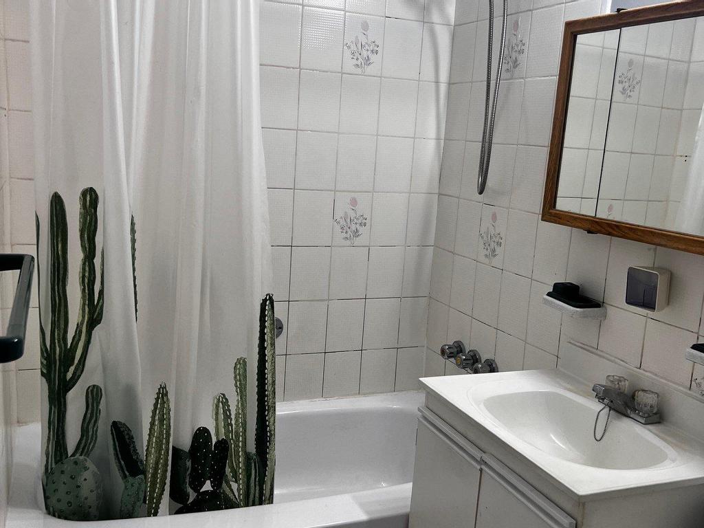 









2644


Rue Hogan

,
Montréal (Ville-Marie),




QC
H2K2T6

