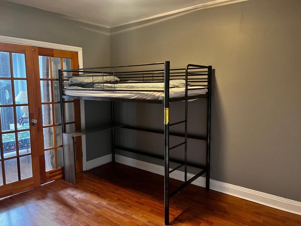 









2644


Rue Hogan

,
Montréal (Ville-Marie),




QC
H2K2T6

