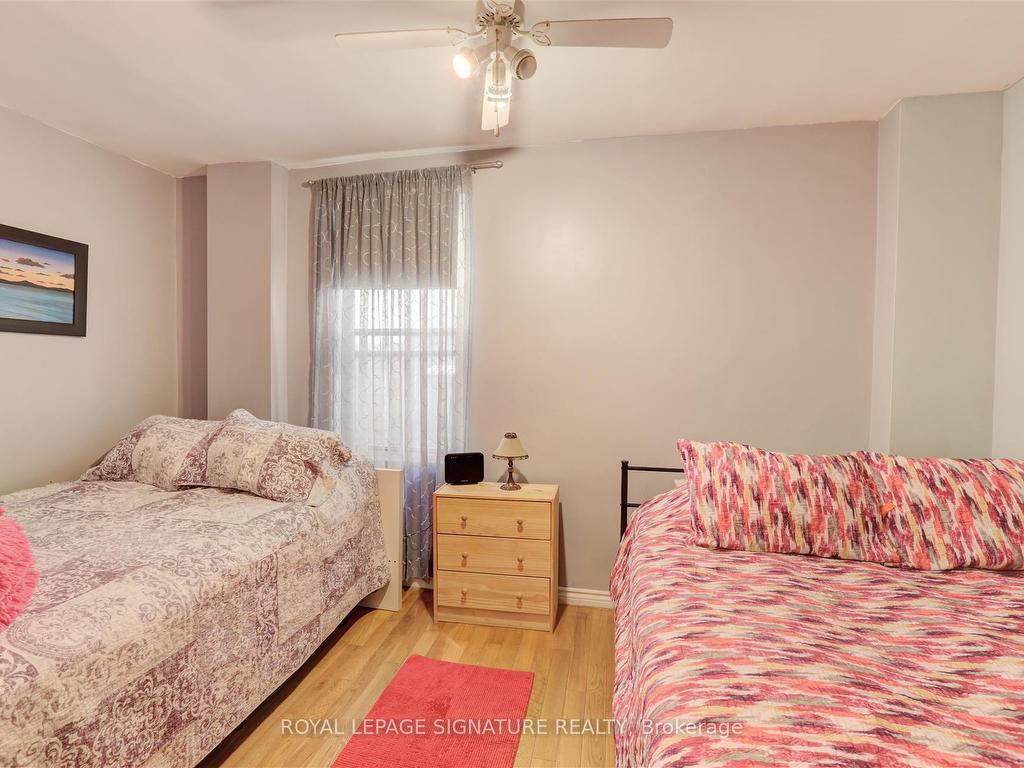 









3142


Dundas

Street West,
Toronto,




ON
M6P 2A1

