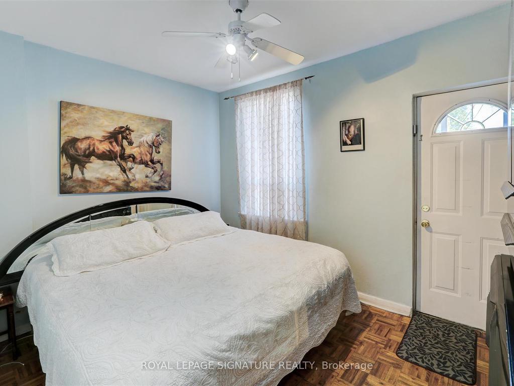 









3142


Dundas

Street West,
Toronto,




ON
M6P 2A1

