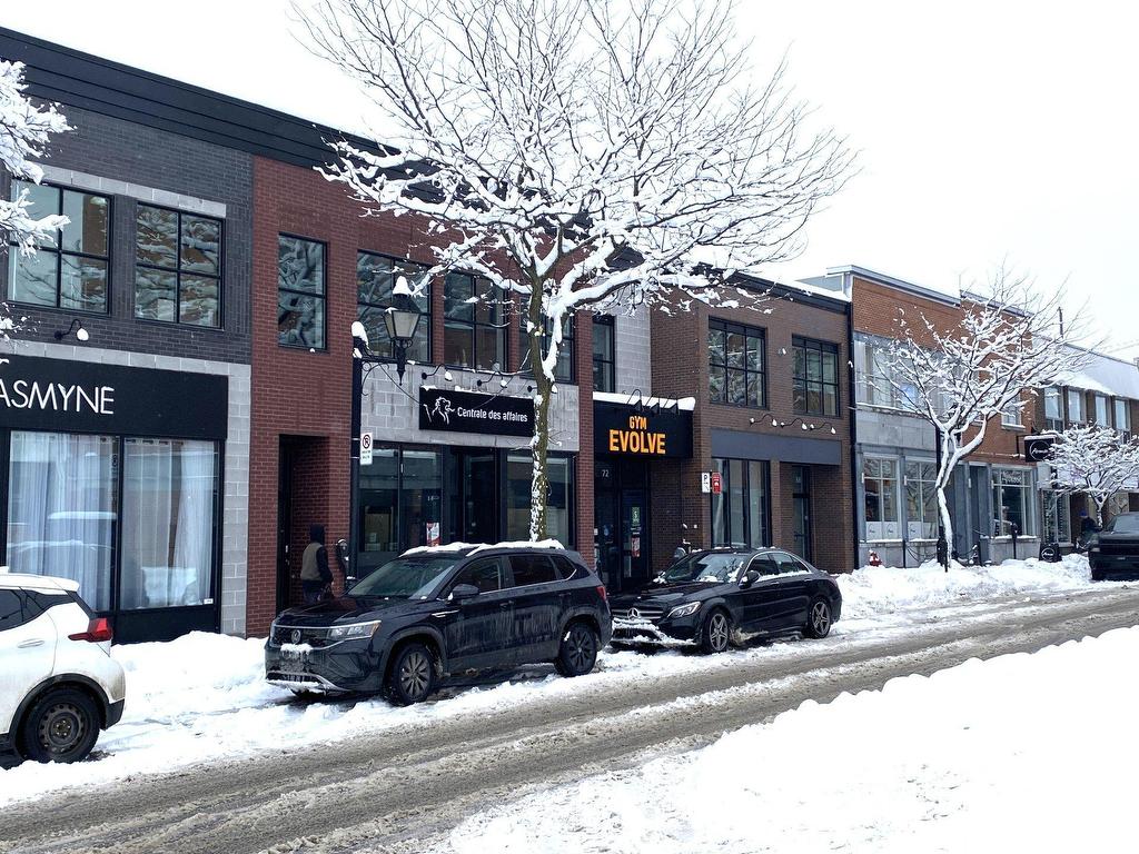 









72


Rue de la Gare

, 206,
Saint-Jérôme,




QC
J7Z2B8

