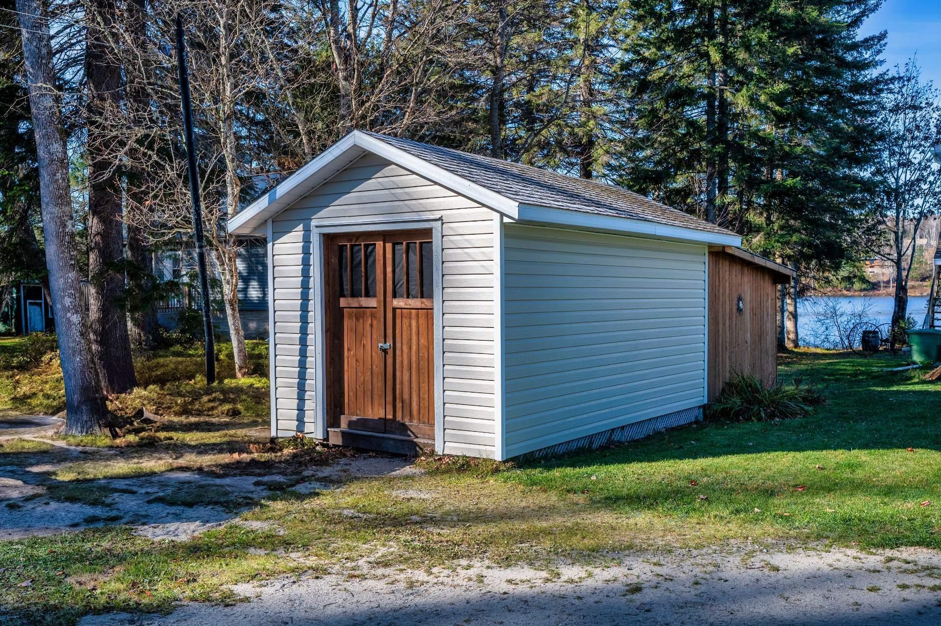 









76

 - 2


Ch. du Lac-Chaud

,
La Macaza,




QC
J0T1R0

