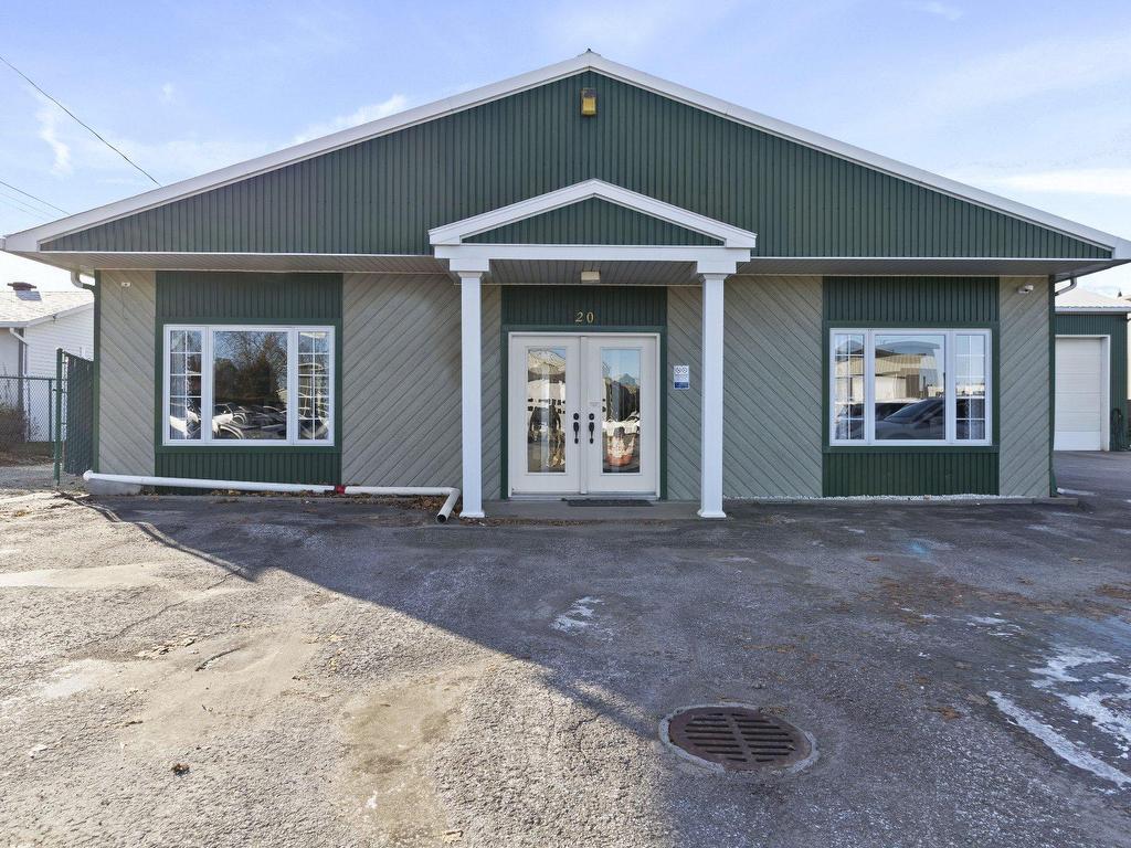 









20


Rue Patenaude

,
Saint-Isidore,




QC
J0L2A0

