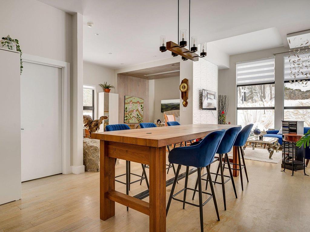 









4109


Rue de la Paroi

,
Sainte-Adèle,




QC
J8B0E7

