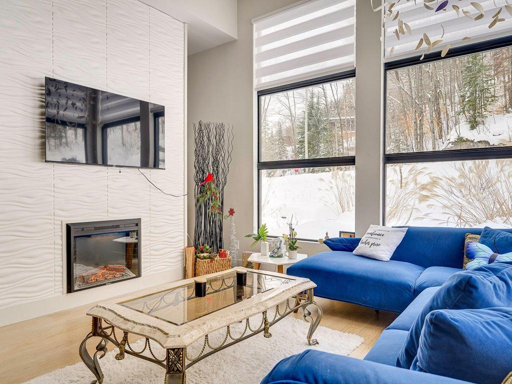 









4109


Rue de la Paroi

,
Sainte-Adèle,




QC
J8B0E7

