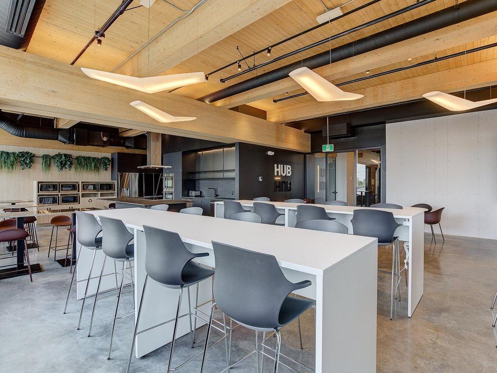 









2


Boul. du Curé-Labelle

, 202B,
Sainte-Thérèse,




QC
J7E2W9


