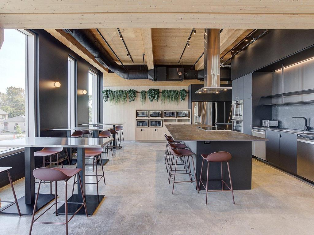









2


Boul. du Curé-Labelle

, 202B,
Sainte-Thérèse,




QC
J7E2W9

