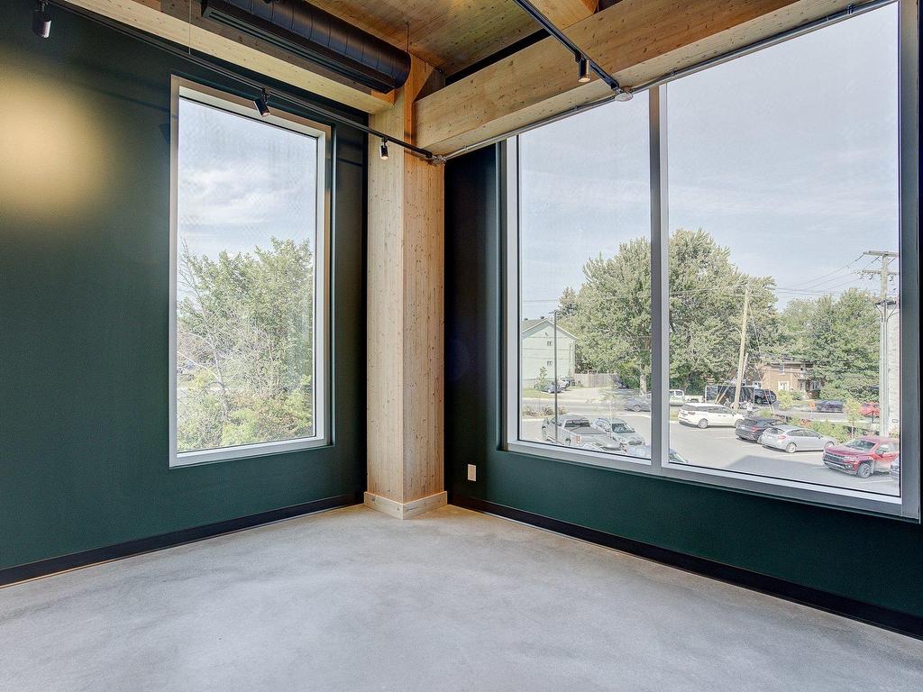 









2


Boul. du Curé-Labelle

, 202B,
Sainte-Thérèse,




QC
J7E2W9

