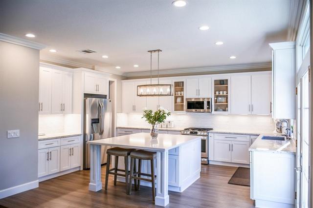 









33132


39E (Kokomo)

RD, 2,
La Broquerie,




MB
R0A 0W0

