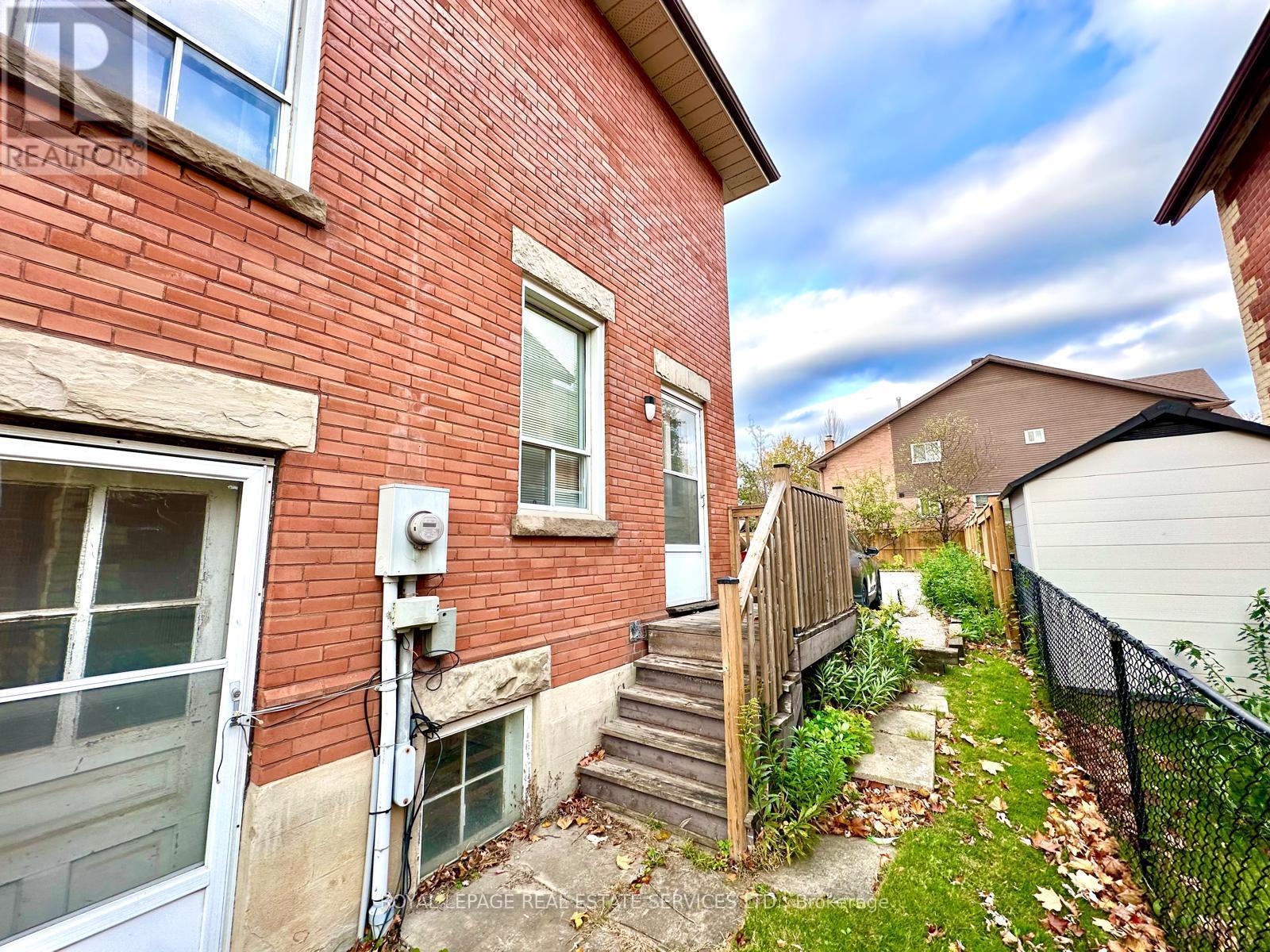 












MAIN FL - 268 MAIN STREET N

,
Brampton,




Ontario
L6V1P5

