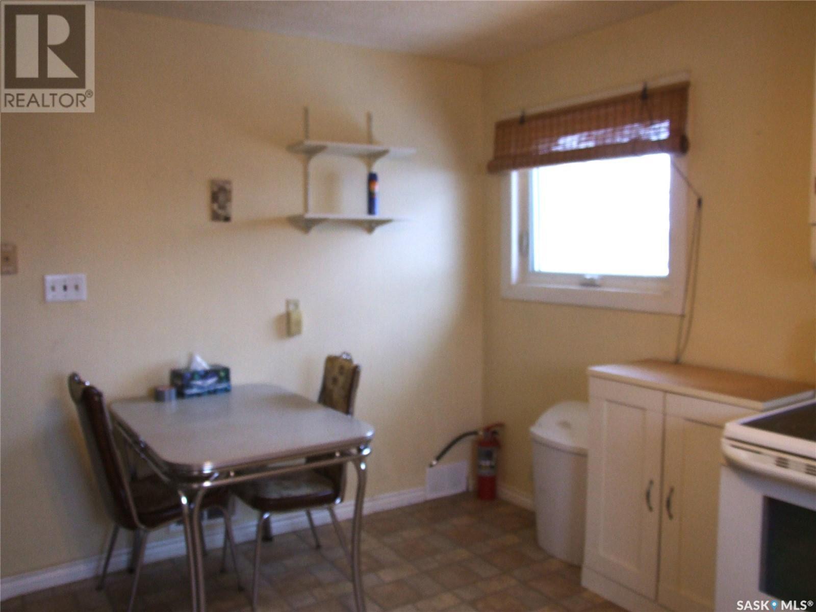 












311 3rd AVENUE E

,
Leader,




Saskatchewan
S0N1H0

