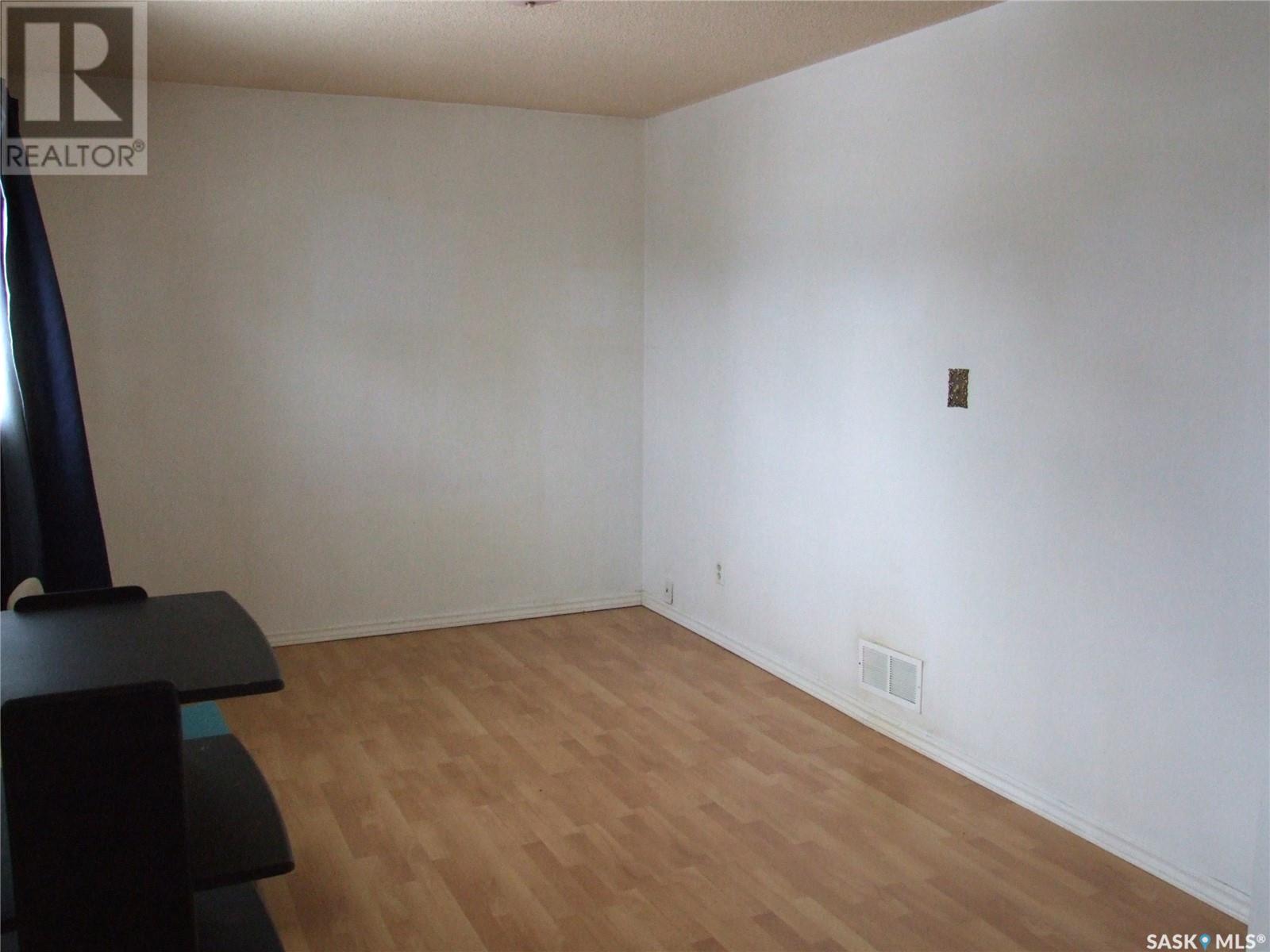 












311 3rd AVENUE E

,
Leader,




Saskatchewan
S0N1H0

