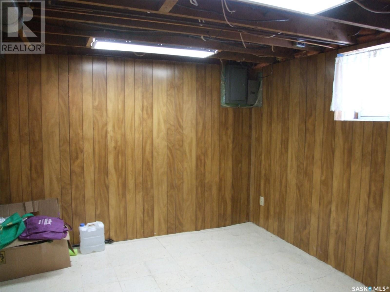 












311 3rd AVENUE E

,
Leader,




Saskatchewan
S0N1H0

