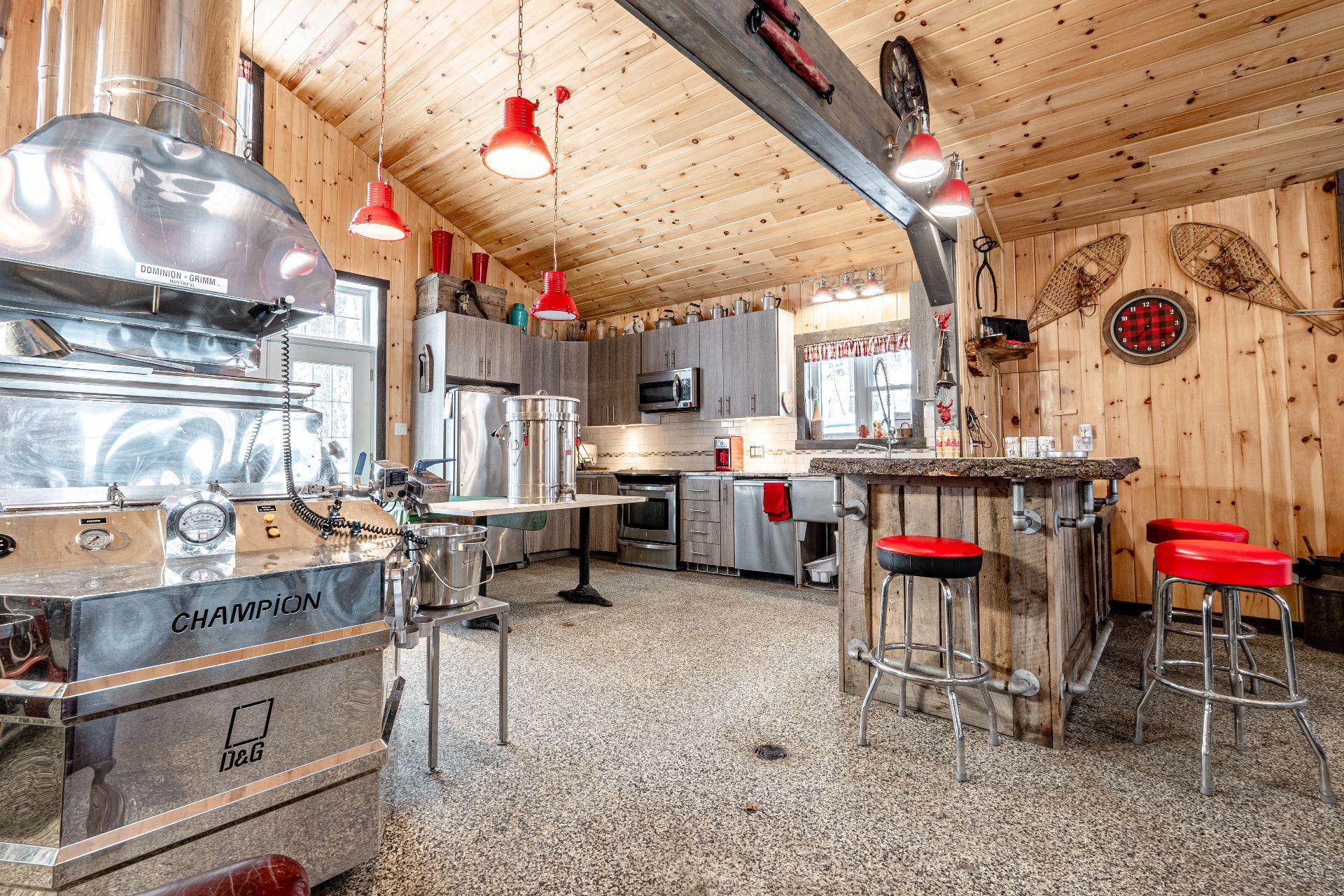 









61Y


Ch. Bonnaly

,
Orford,




QC
J1X6L3

