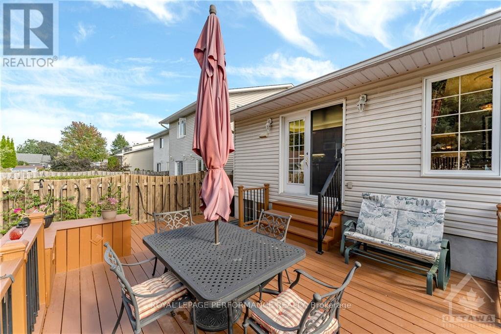 












1694 TOULOUSE CRESCENT

,
Ottawa,




Ontario
K1C6K3

