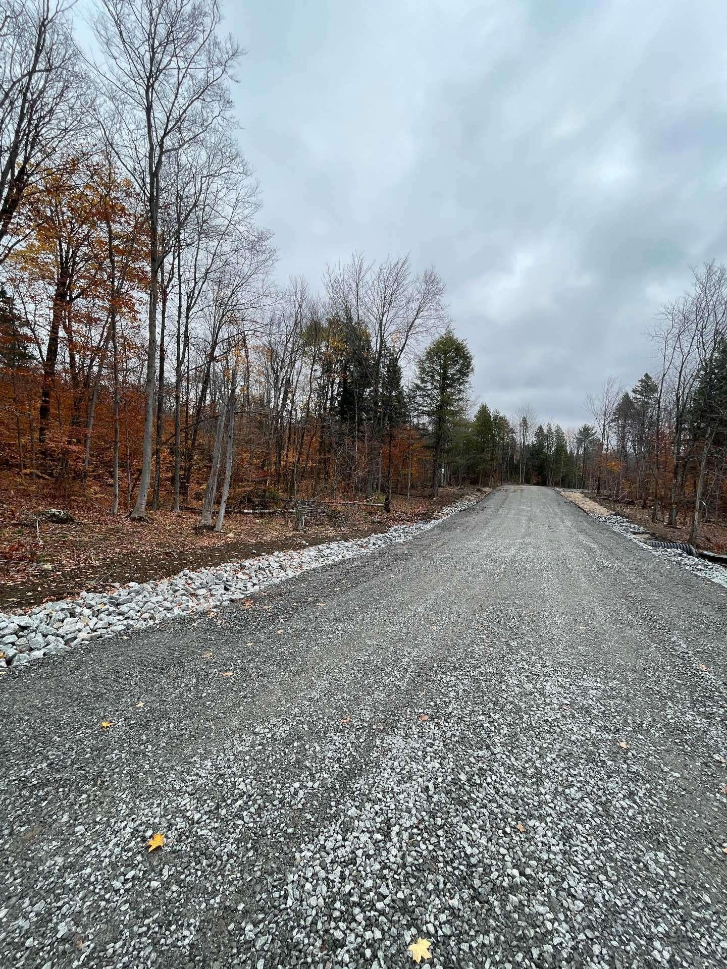 












Rue Colin-Shaw

,
Saint-Hippolyte,







QC
J8A1A5

