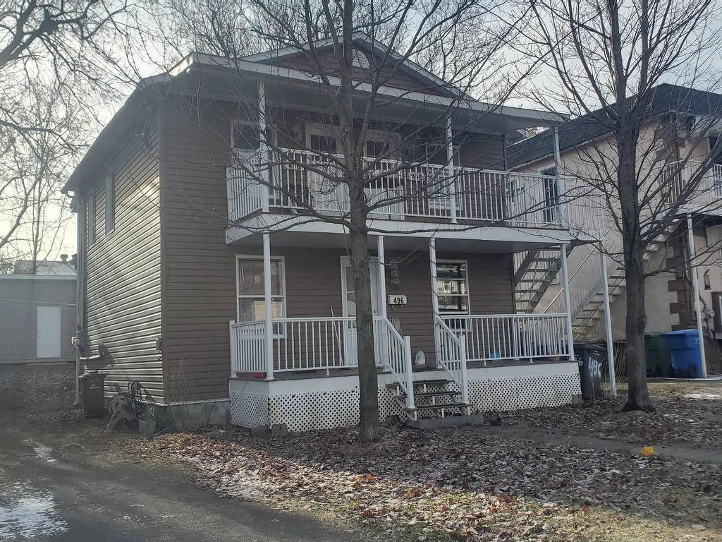 









496


Rue Latour

,
Saint-Jérôme,




QC
J6Z1H8


