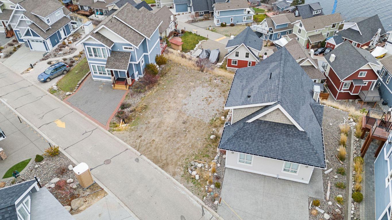 









6941


Barcelona

Drive,
Kelowna,







BC
V1Z 3R8


