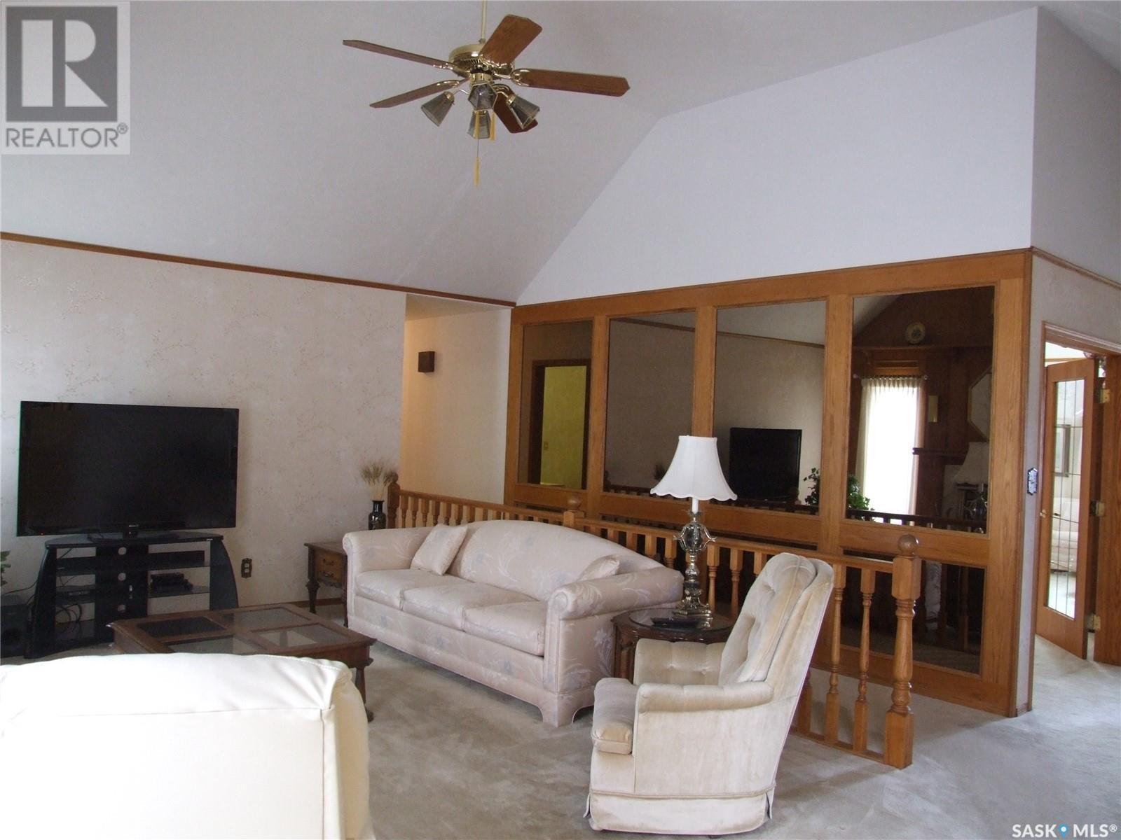 












316 8th STREET W

,
Leader,




Saskatchewan
S0N1H0

