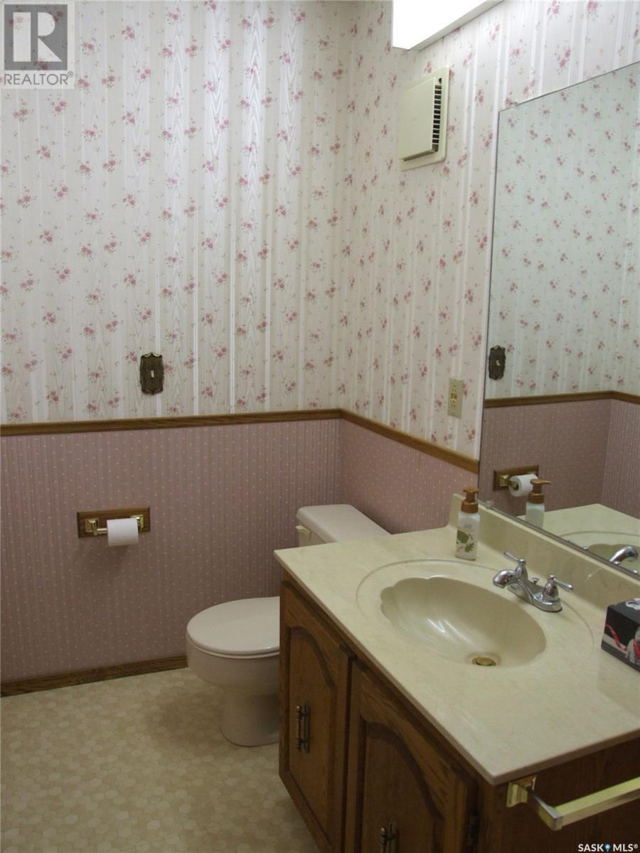












316 8th STREET W

,
Leader,




Saskatchewan
S0N1H0

