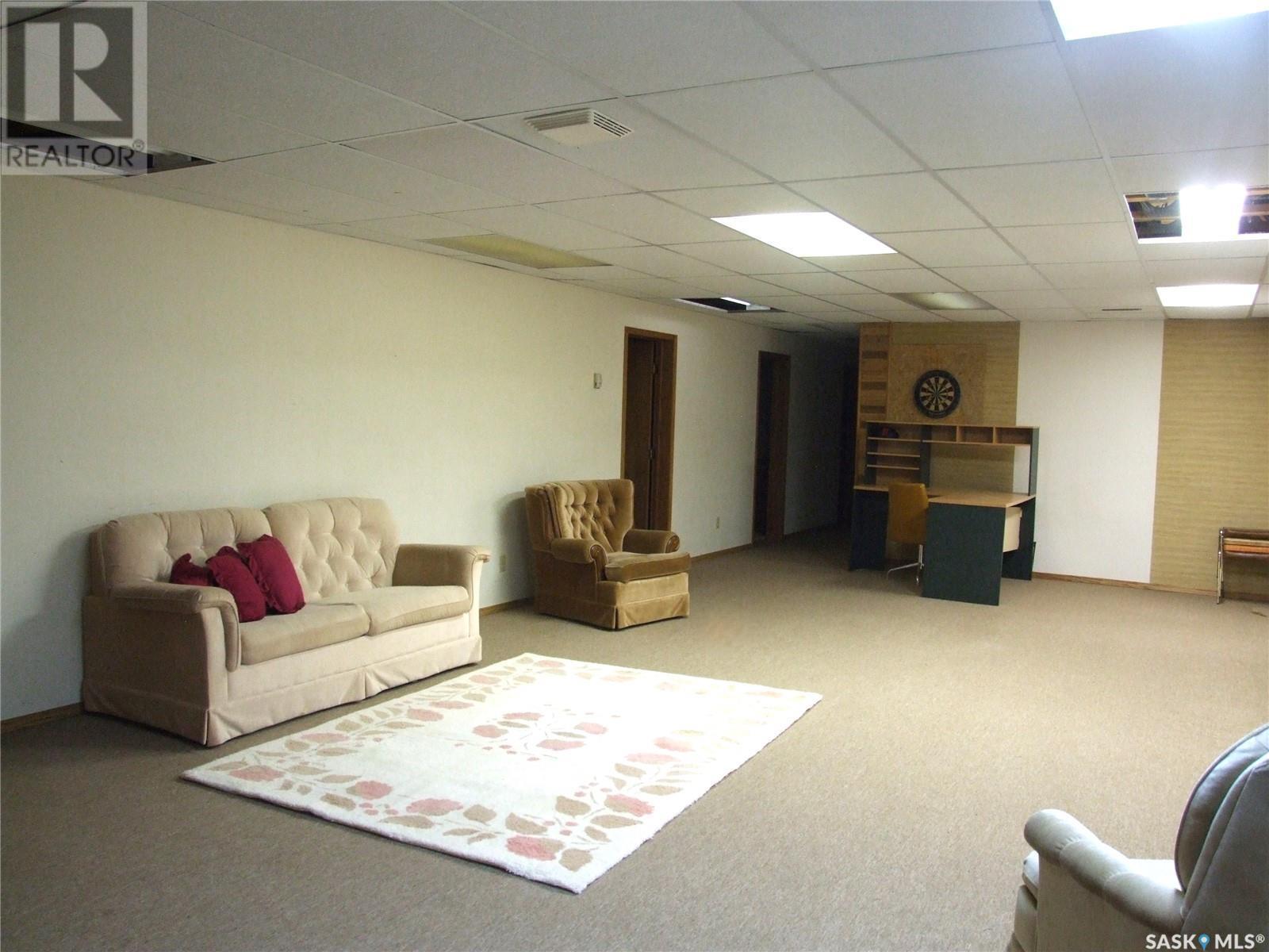 












316 8th STREET W

,
Leader,




Saskatchewan
S0N1H0

