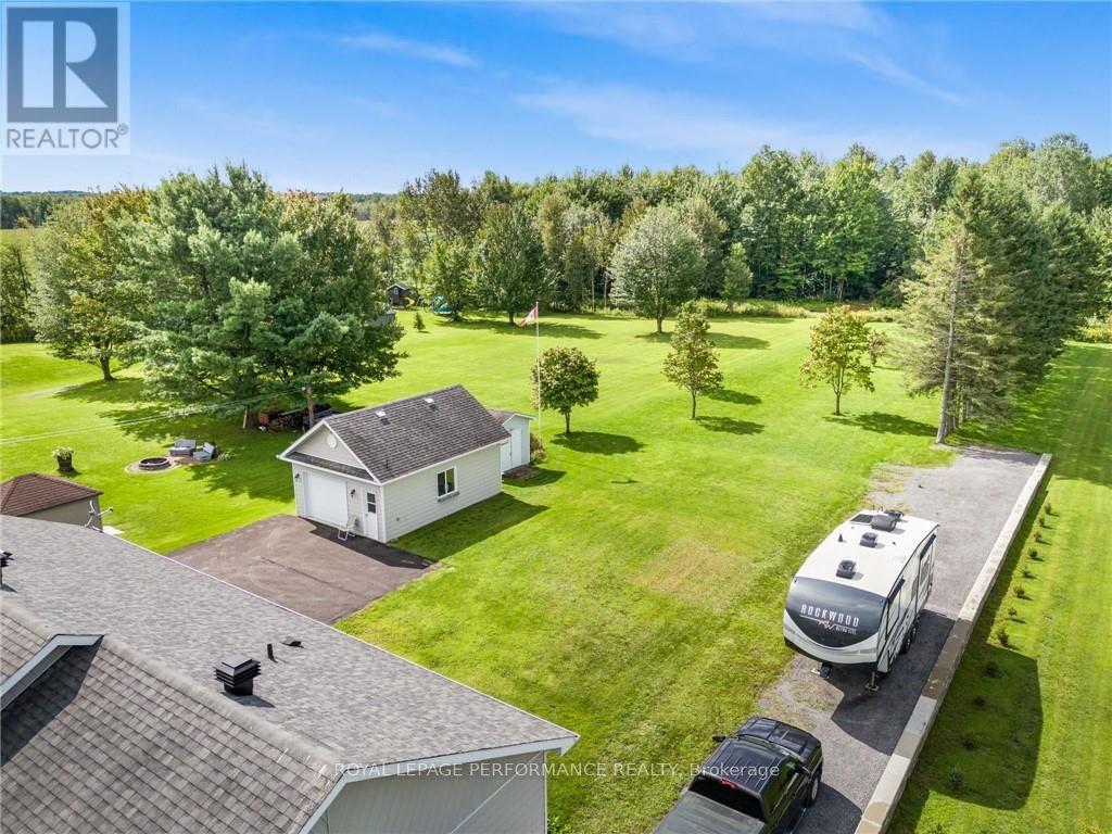 












1582 SANDY HILL ROAD

,
Champlain,




Ontario
K6A2R2

