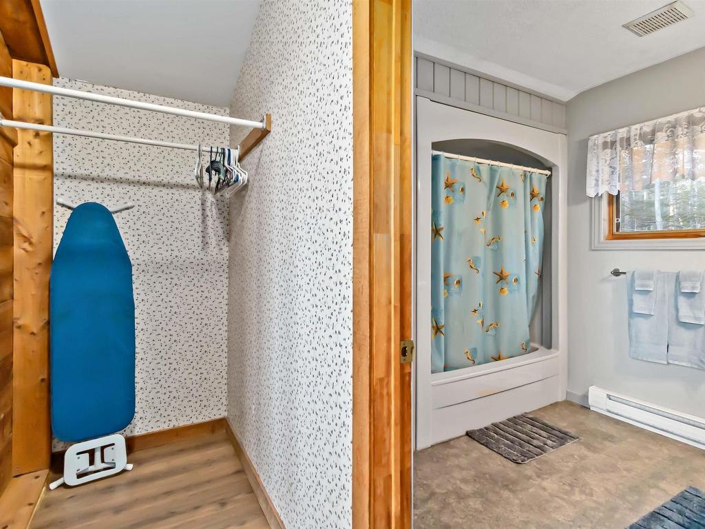 












4 11 Beach View Lane

,
Summerville Centre,







NS
B0T 1T0

