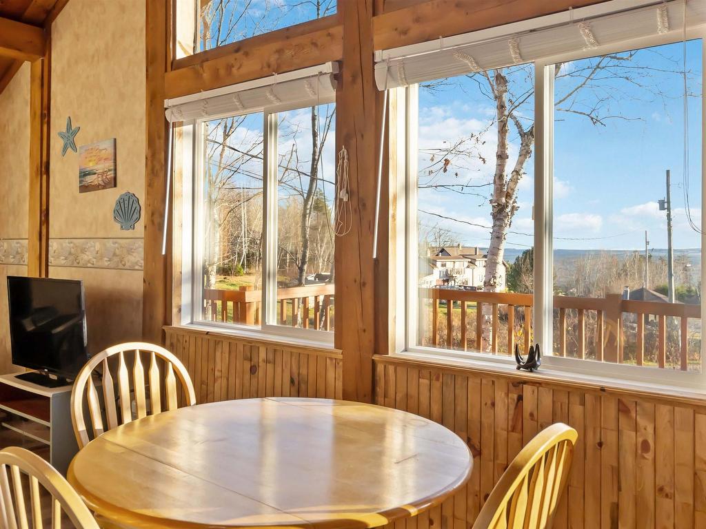 












4 11 Beach View Lane

,
Summerville Centre,







NS
B0T 1T0

