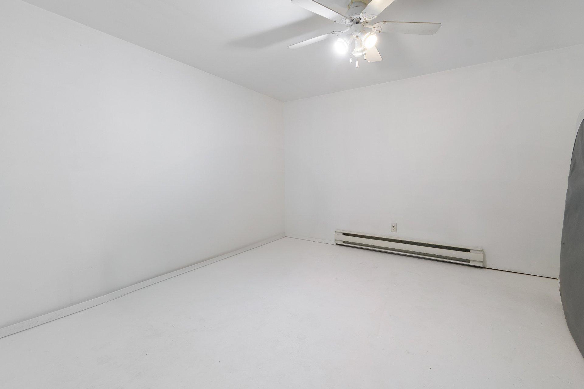









6


Rue Robert

,
Mansfield-et-Pontefract,




QC
J0X1R0

