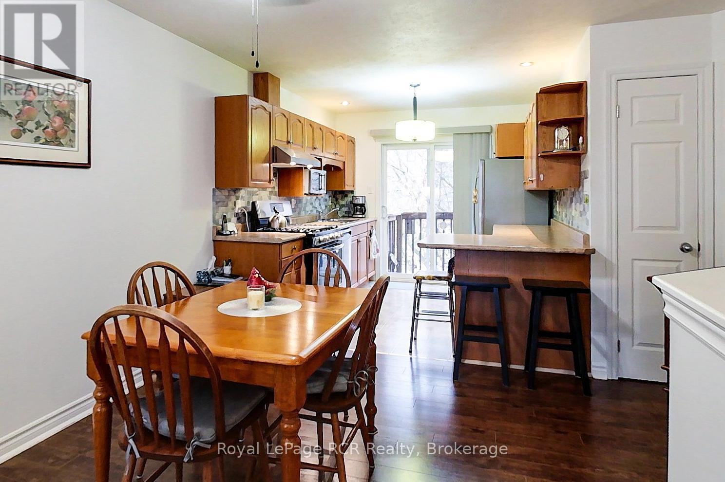 












3 - 302 PARK STREET W

,
West Grey,




Ontario
N0G1R0

