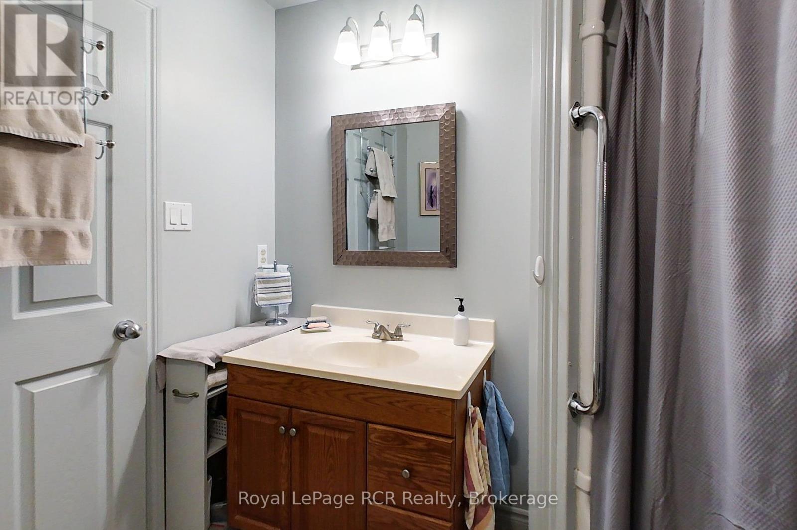 












3 - 302 PARK STREET W

,
West Grey,




Ontario
N0G1R0

