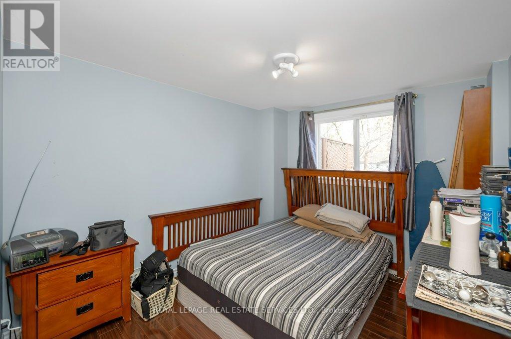 












116 MILL STREET N

,
Brampton,




Ontario
L6X2P2

