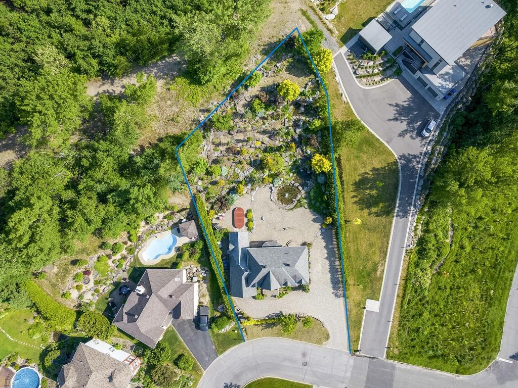 









522


Rue de la Grotte

,
Mont-Saint-Hilaire,




QC
J3H5R6

