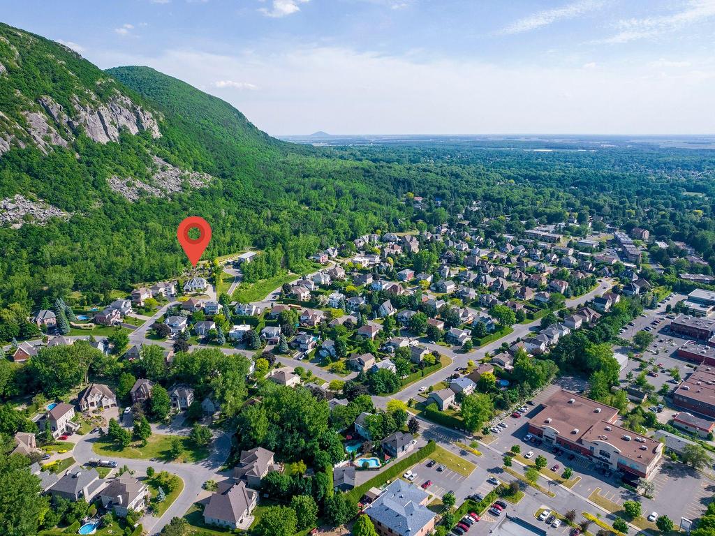 









522


Rue de la Grotte

,
Mont-Saint-Hilaire,




QC
J3H5R6

