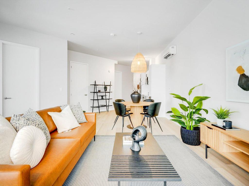 









16


Place du Commerce

, 415,
Montréal (Verdun/Île-des-Soeurs),




QC
H3E1T5

