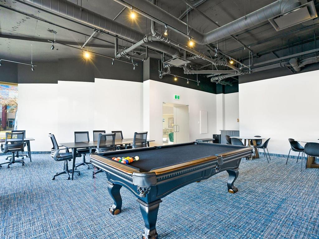 









16


Place du Commerce

, 212,
Montréal (Verdun/Île-des-Soeurs),




QC
H3E1T5

