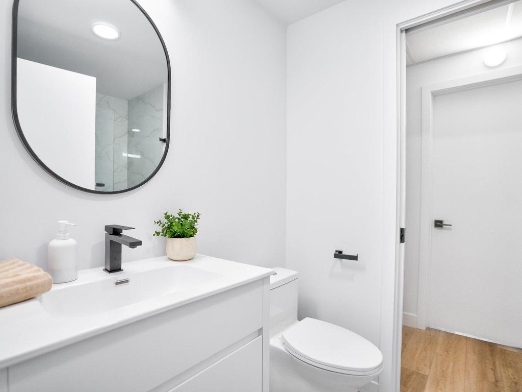 









1020


Rue Levert

, 501,
Montréal (Verdun/Île-des-Soeurs),




QC
H3E0G4

