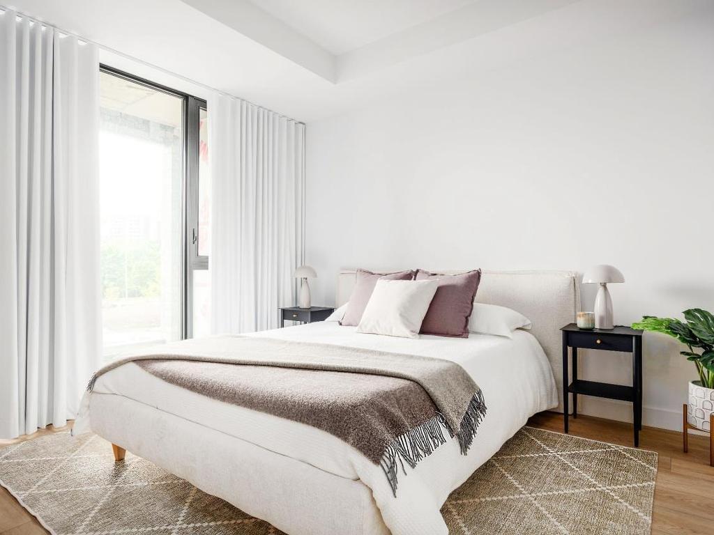 









1020


Rue Levert

, 606,
Montréal (Verdun/Île-des-Soeurs),




QC
H3E0G4

