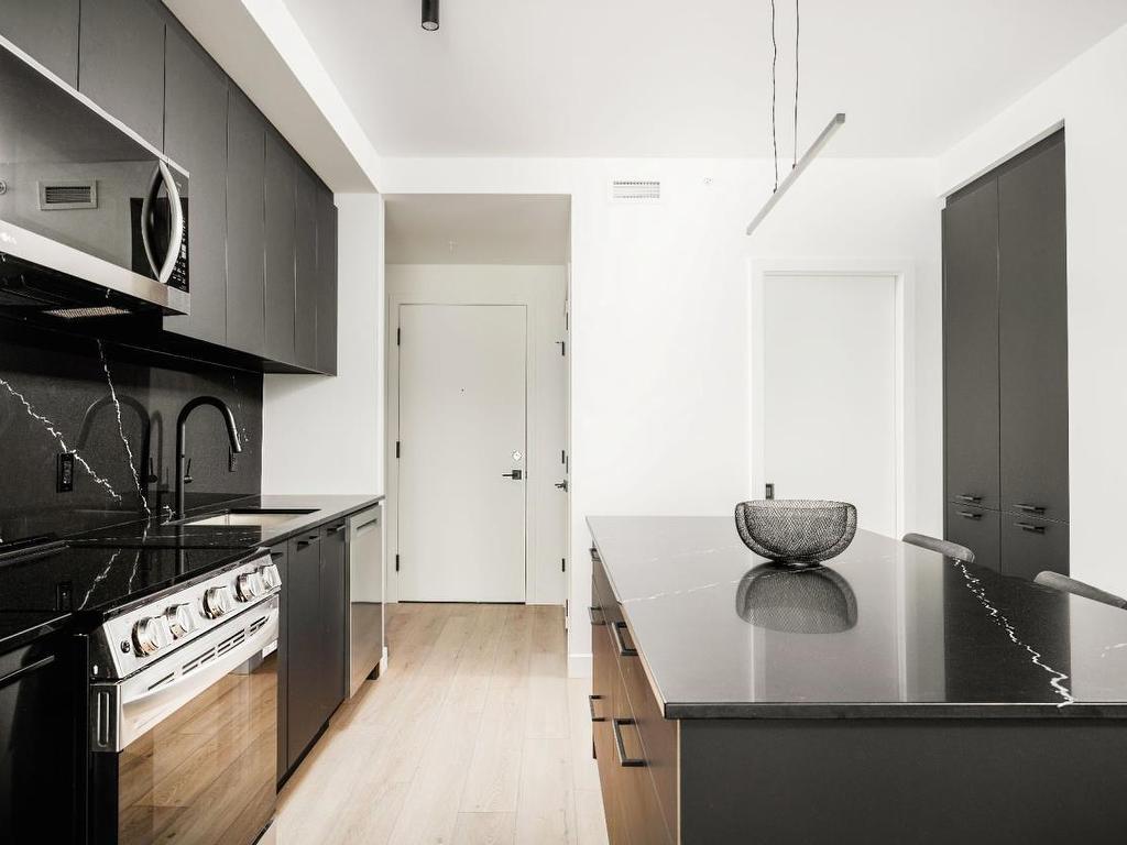 









1020


Rue Levert

, 606,
Montréal (Verdun/Île-des-Soeurs),




QC
H3E0G4

