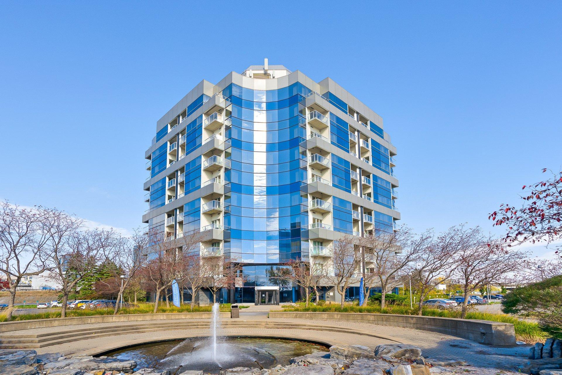 









16


Place du Commerce

, 215,
Montréal (Verdun/Île-des-Soeurs),




QC
H3E1T5

