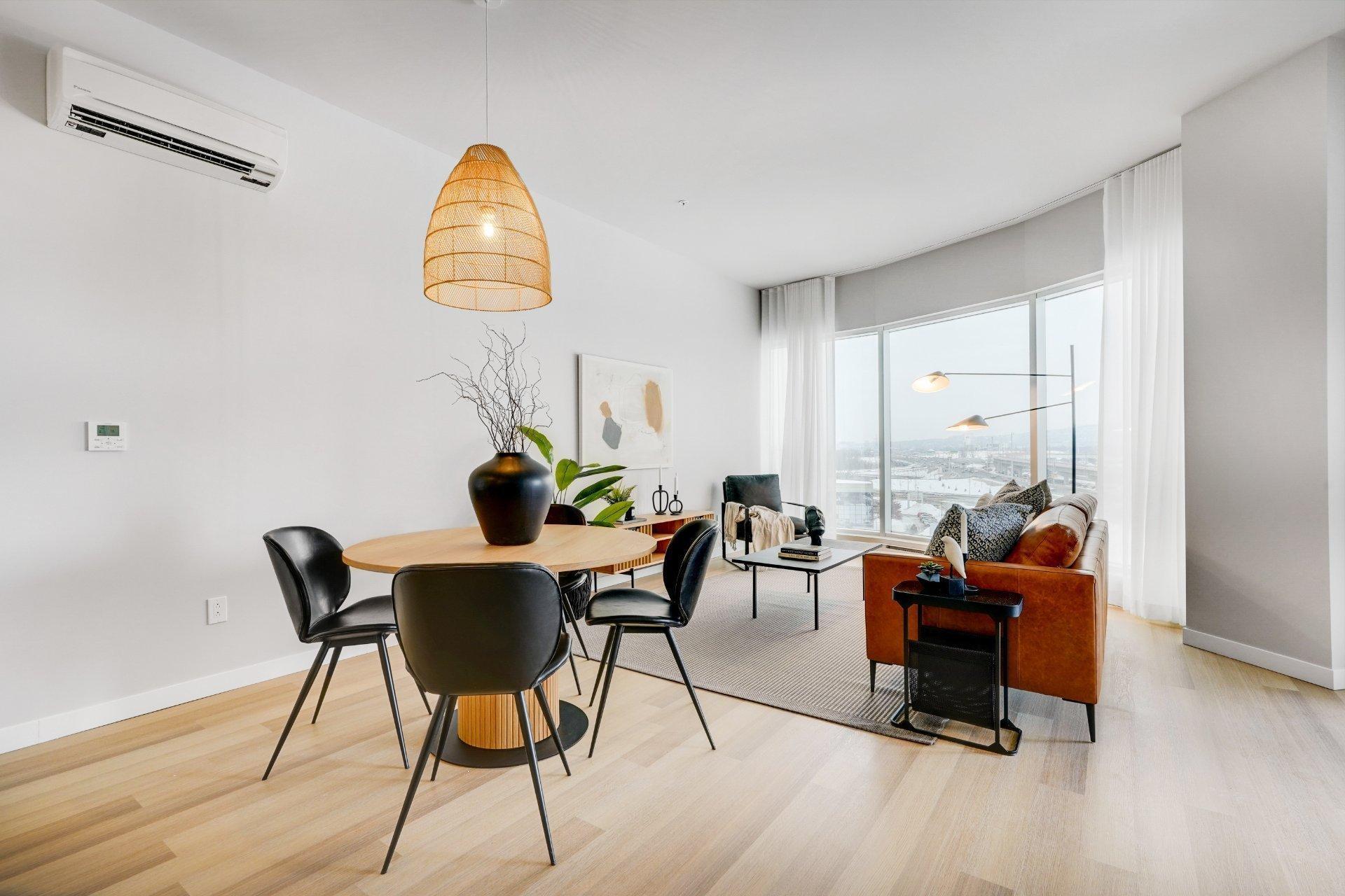 









16


Place du Commerce

, 211,
Montréal (Verdun/Île-des-Soeurs),




QC
H3E1T5

