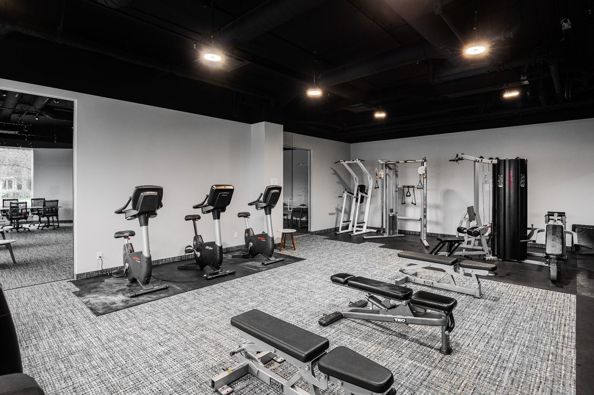 









16


Place du Commerce

, 211,
Montréal (Verdun/Île-des-Soeurs),




QC
H3E1T5

